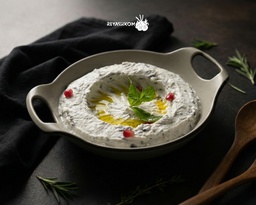 Labneh with garlic